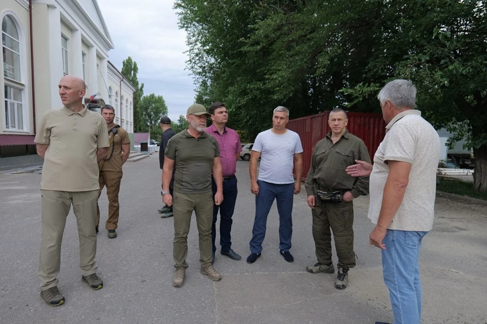 Вице-премьер РФ Юрий Трутнев с рабочим визитом посетил ДНР. Фото: Правительство России