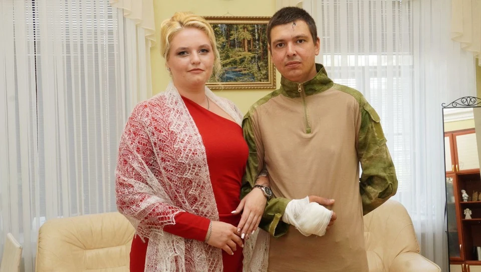 Антон и Ксения познакомились в 2017 году в Санкт-Петербурге