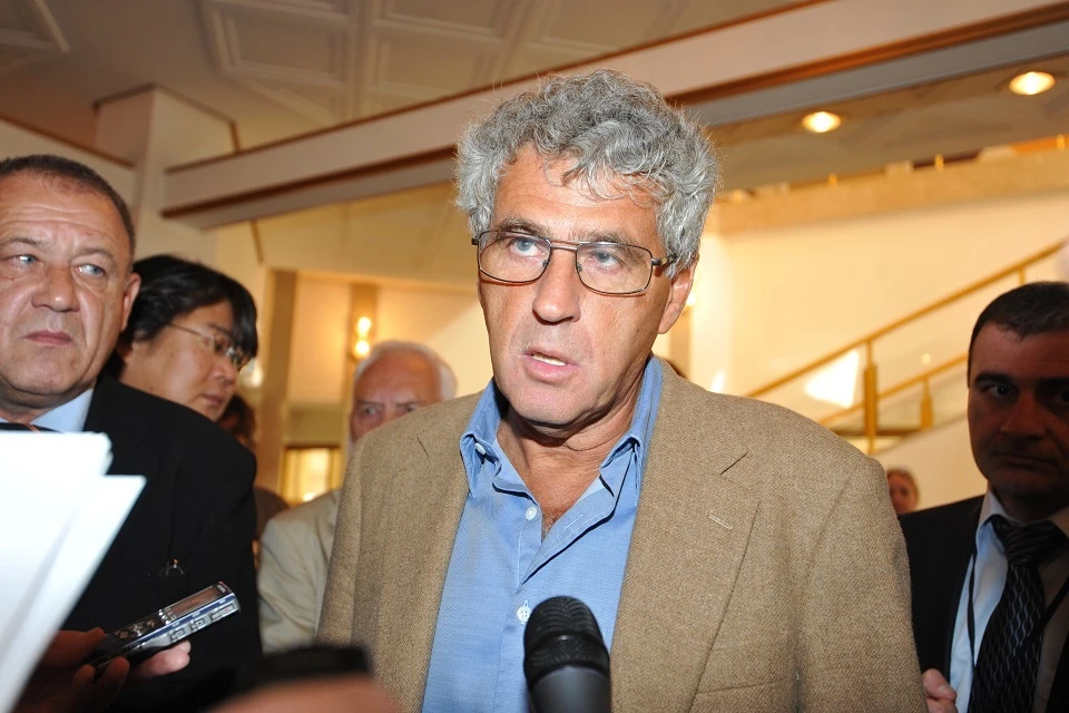 Суд Москвы заочно приговорил Гозмана* к 8,5 годам тюрьмы за фейки об армии