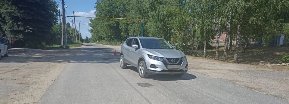 Четырехлетнего ребенка на скорости сбил Nissan возле храма в селе Путятино Рязанской области.