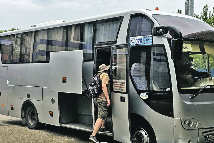 Новый автобусный маршрут соединил Каховку и Симферополь