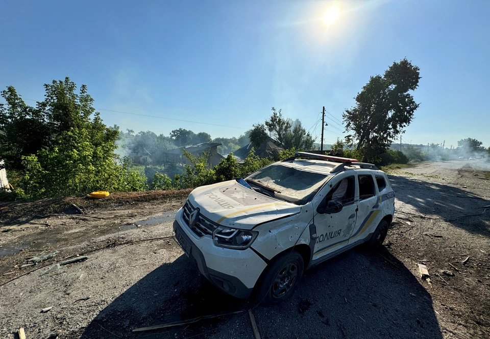 В Киеве ночью неизвестные сожгли несколько автомобилей ВСУ