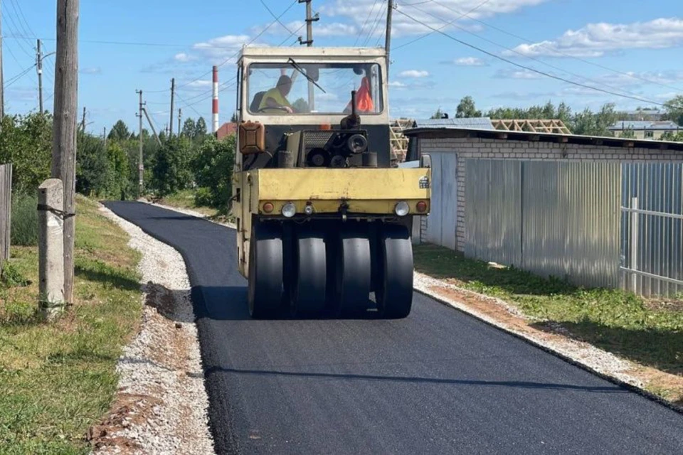 Всего в работе у дорожников остаются более 20 объектов. Фото: киров.рф