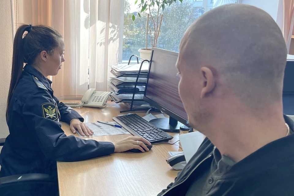 Сельчанин, заключив фиктивный брак под Новосибирском, отказался платить алименты. Фото: ГУФССП России по НСО.