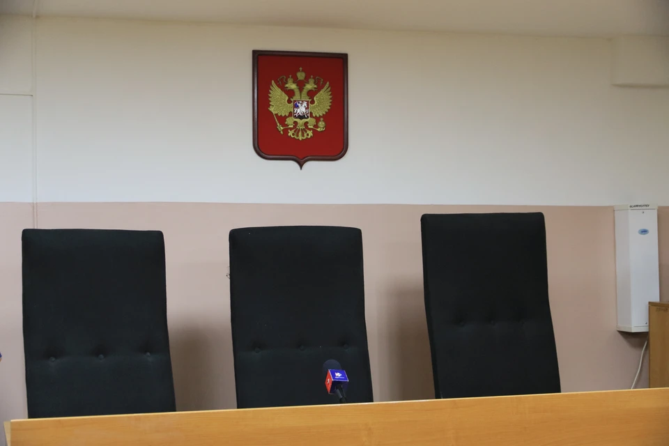 Суд также назначил Жданову штраф 3,5 млн рублей и конфискацию 2 млн рублей