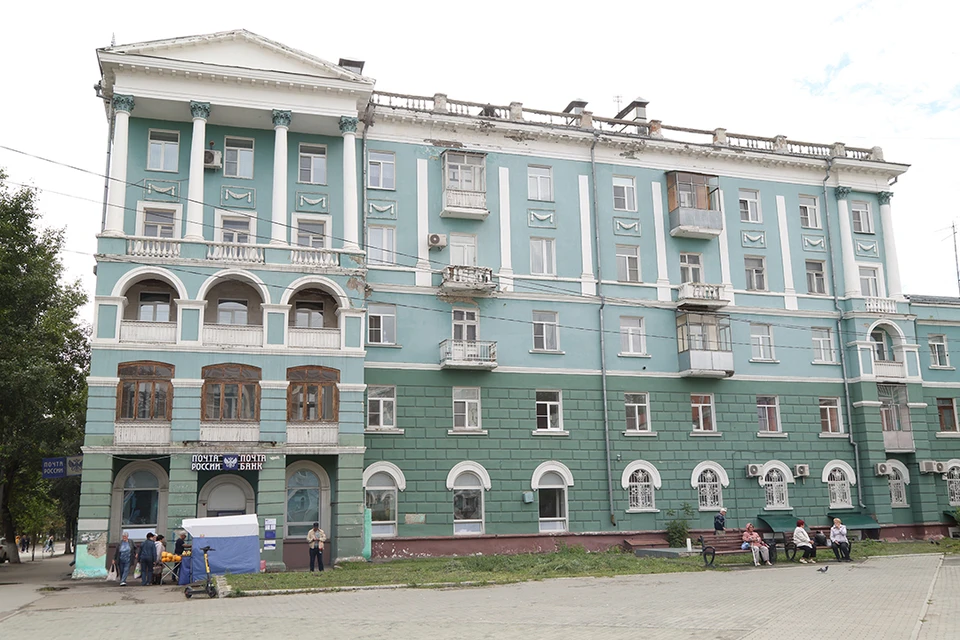 Здание на проспекте Ленина в Барнауле