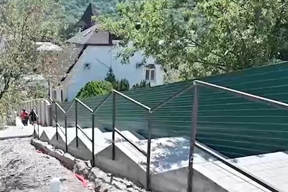 В Архипо-Осиповке обновляют территории на трех улицах