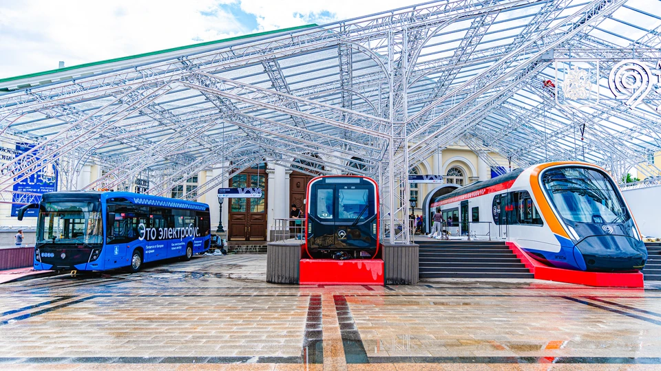 Лапают мою жену в автобусе