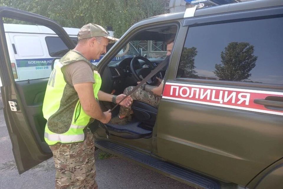 Проверки на пристегнутый ремень могут спасти военных водителей во время аварии. Фото: военная автоинспекция Южного военного округа.