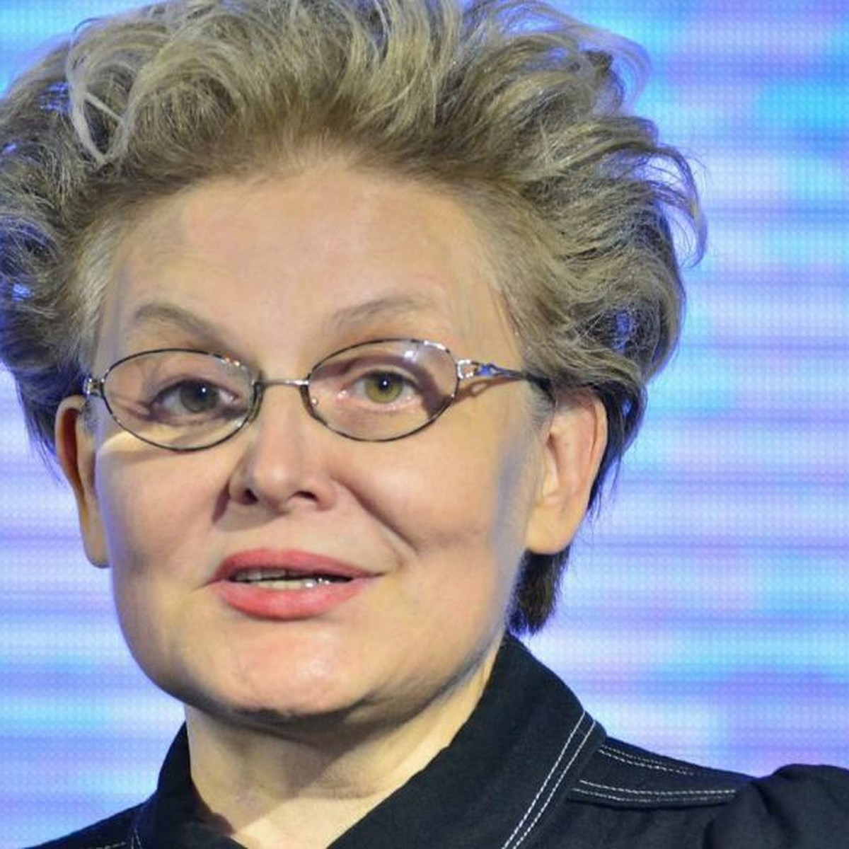 Транс онлайн режимінде қолсыз отыр