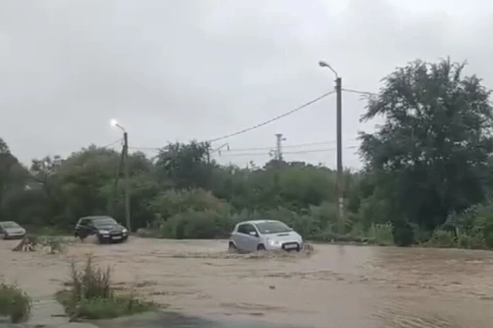 Так сейчас выглядит дорога между поселками Новый и Вольно-Надеждинское.