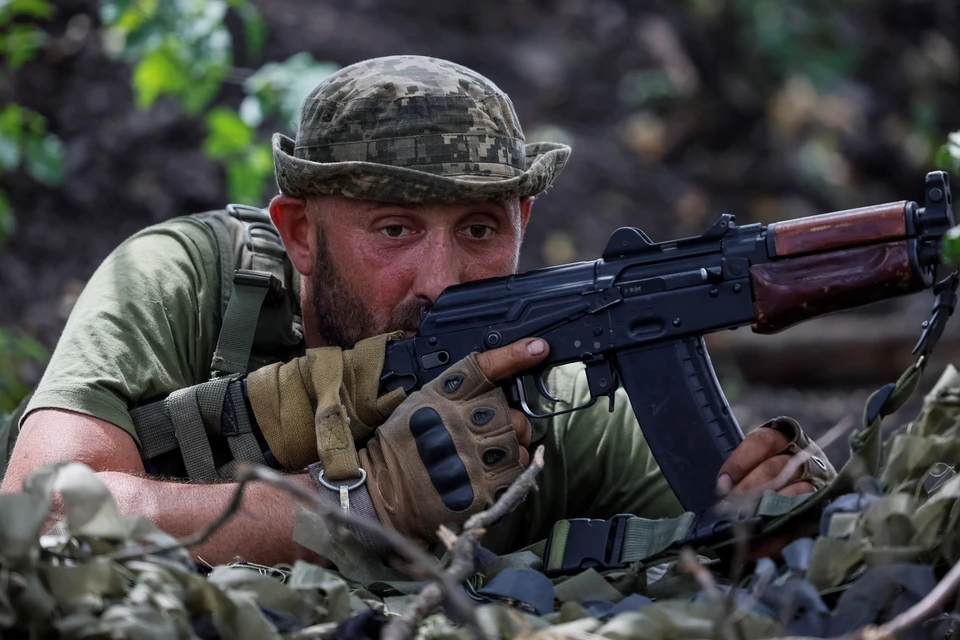 Только за прошедшие сутки ВСУ потеряли на Курском направлении более 330 военнослужащих и 27 единиц бронетехники.