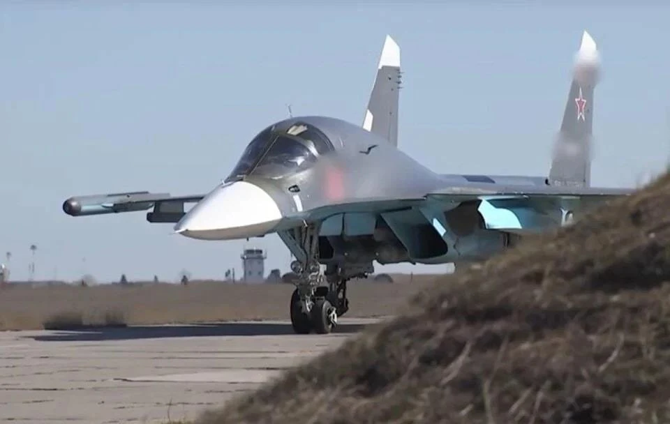 NI: российские бомбардировщики Су-34 успешно справляются с ПВО ВСУ