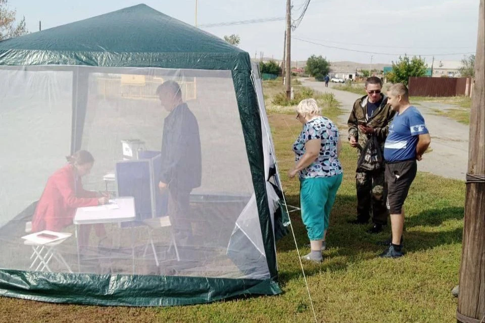 Всего в городе организовали 68 таких мобильных пунктов в границах 26 избирательных участков. Фото: избирком Оренбургской области