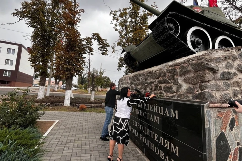 Ко Дню города в Волновахе ДНР почтили память воинов-освободителей. Фото: глава Волновахского муниципального округа Константин Зинченко