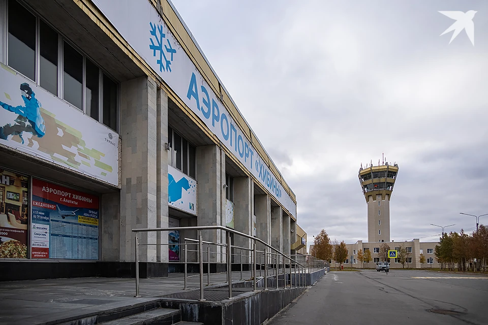 Все гражданские аэропорты Мурманской области закрыли для самолетов.