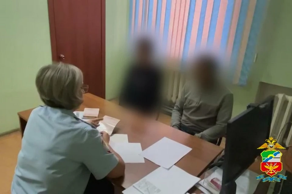 В Красноярском крае иностранец не отпустил в школу 15-летнего сына. Фото: МВД