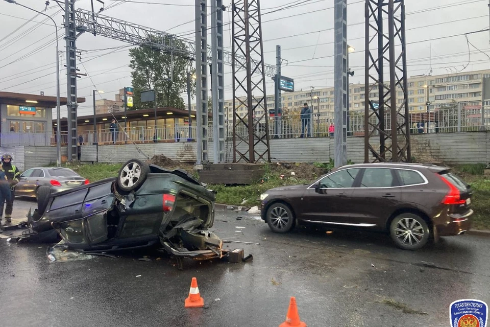 Кадр с места ДТП. Фото: ГАИ по Петербургу и Ленобласти.