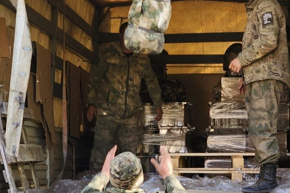 Донским военным в зону СВО передали генераторы, печи-буржуйки и теплые вещи. Фото: правительство Ростовской области