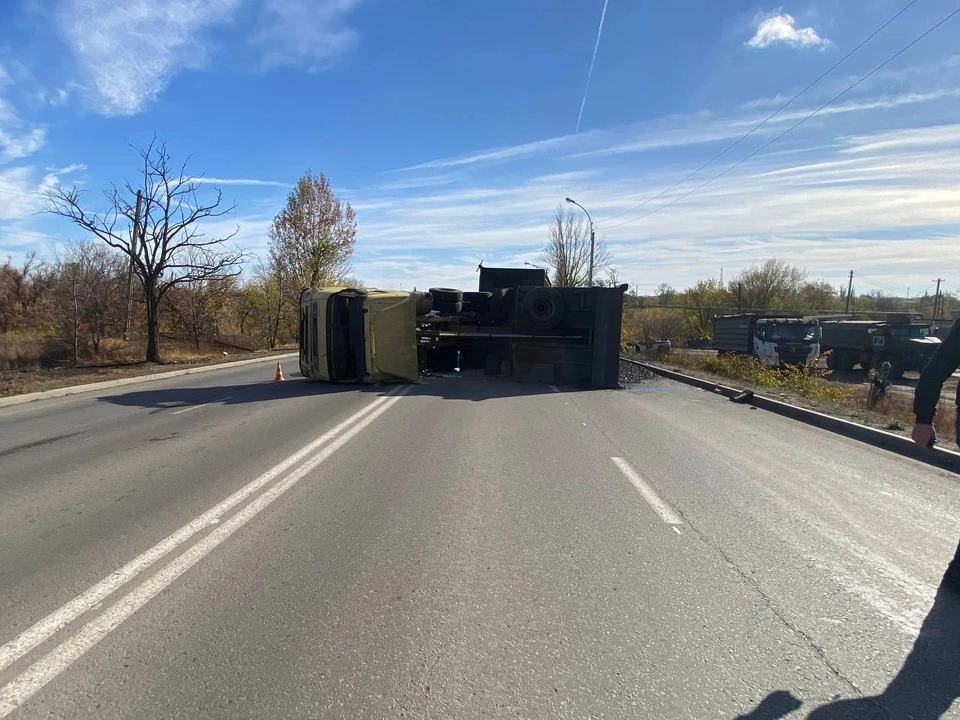 автомобили получили механические повреждения. ФОТО: ГАИ ЛНР