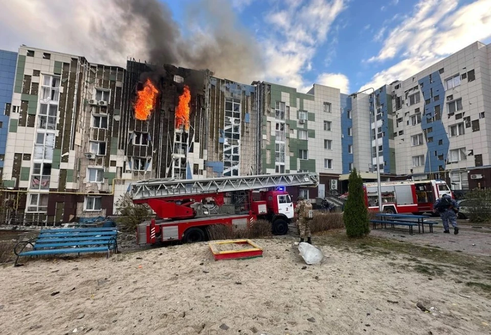 ТАСС: Два ребёнка находились в квартире многоэтажки в Белгороде, куда попал БПЛА, фото: телеграм-канал Вячеслава Гладкова