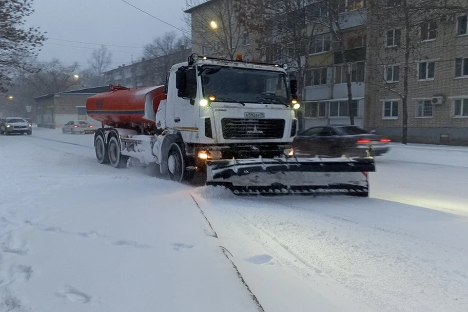 Снегоуборочная техника на улице Широкая