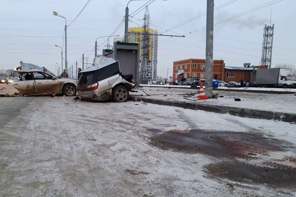 У водителя «Субару», которую разорвало на 2 части в Новосибирске, не было прав. Фото: Госавтоинспекция Новосибирской области