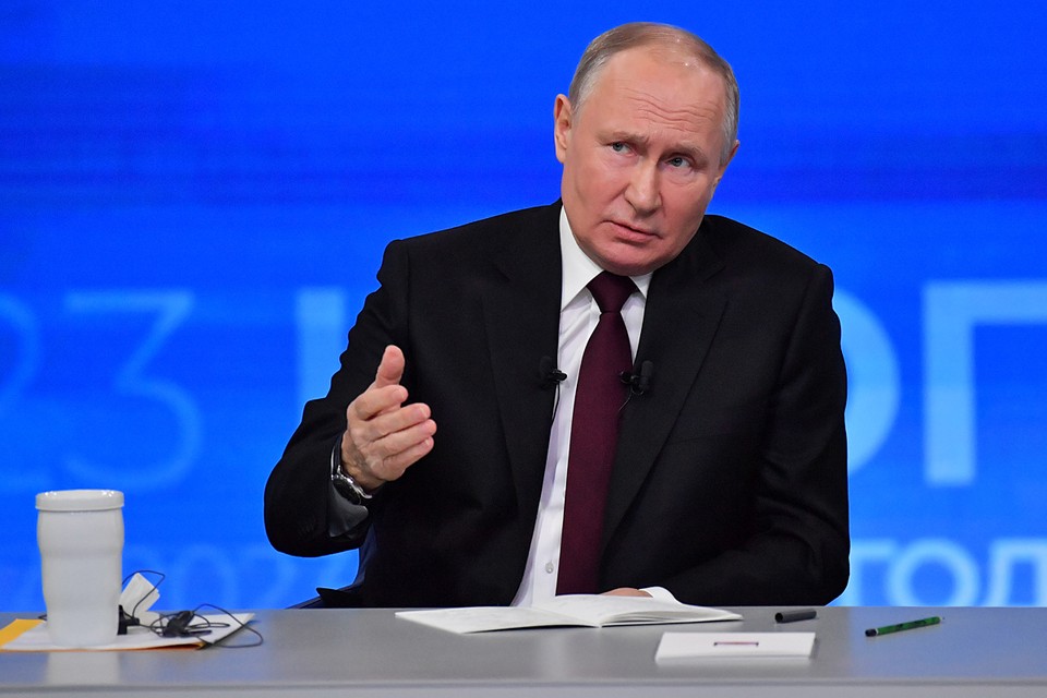 Кремль раскрыл подробности о прямой линии Владимира Путина в 2024 году: вопросы будут обрабатывать ИИ и участники СВО