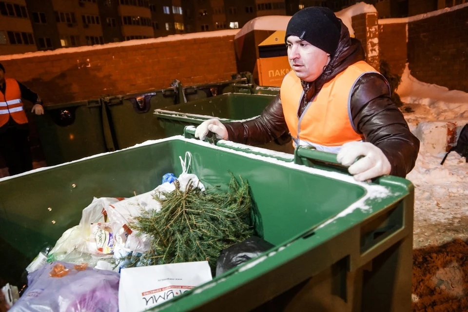 В новогодние выходные дни назначили графики дежурств.