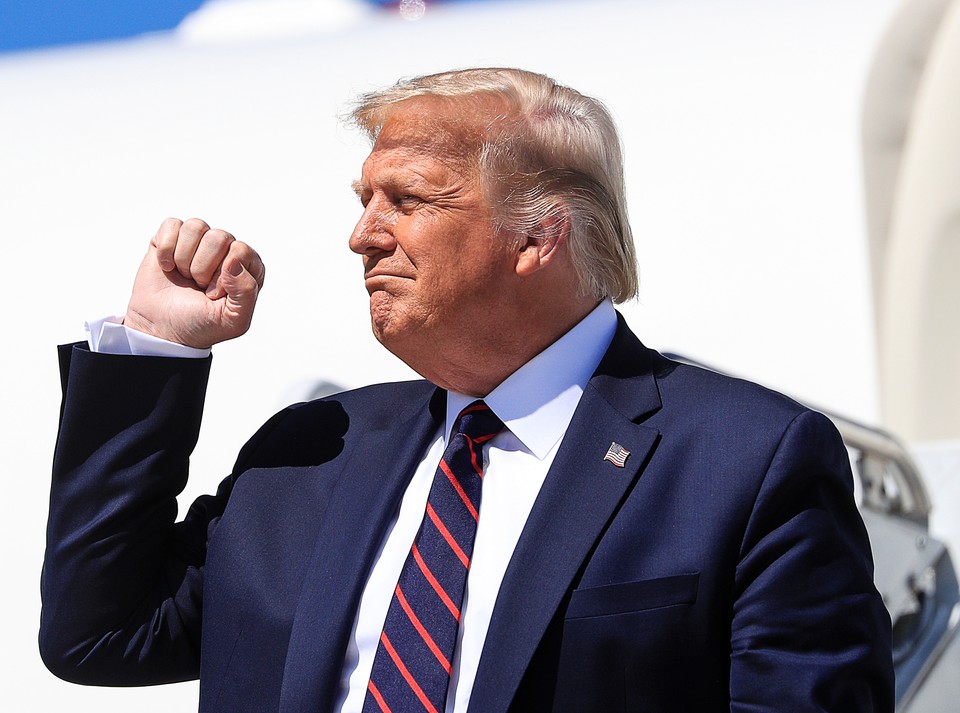 Дональд Трамп ушел в полный отрыв: вот что он устроил на Рождество