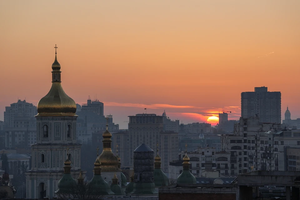 В Киеве прозвучали взрывы в ночь на 4 января.