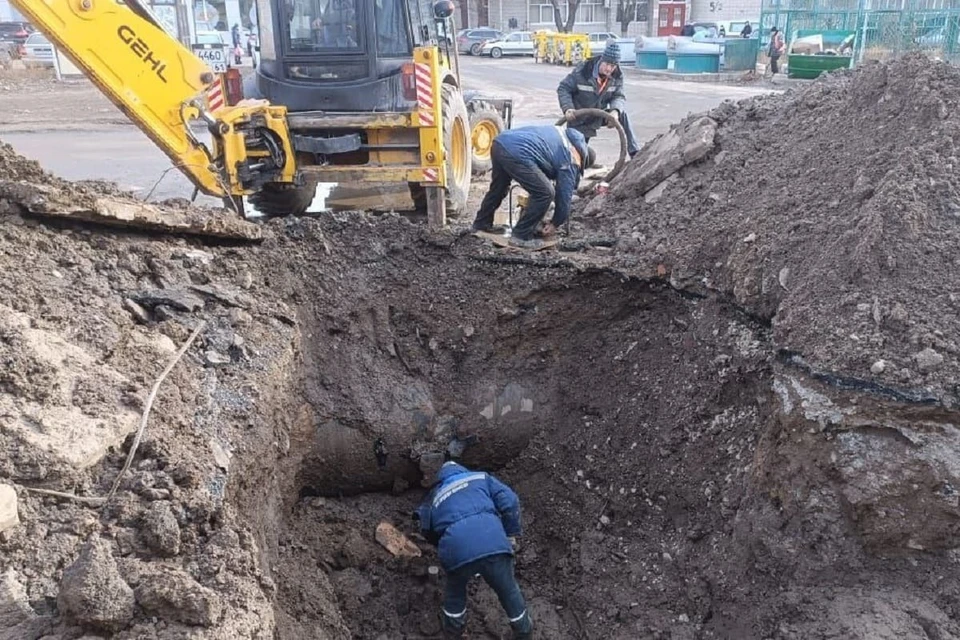 После ликвидации коммунальной аварии идет заполнение системы водой. Фото: ТГ-канал Светланы Камбуловой.