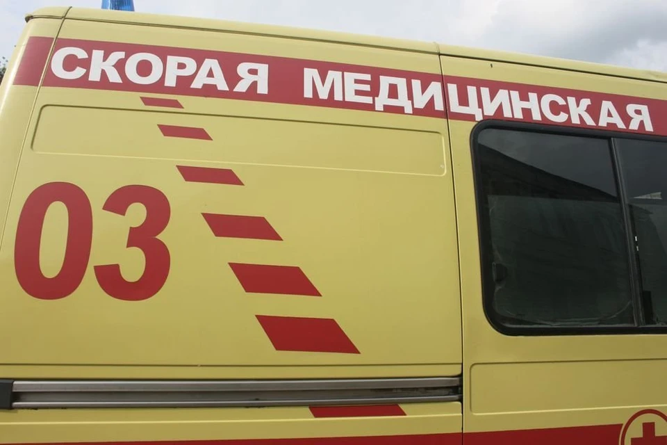 Выпавший из окна четвертого этажа в тульском Заречье мужчина остался жив