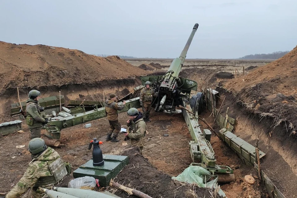 ТАСС: Российские войска перерезали трассу Димитров-Константиновка