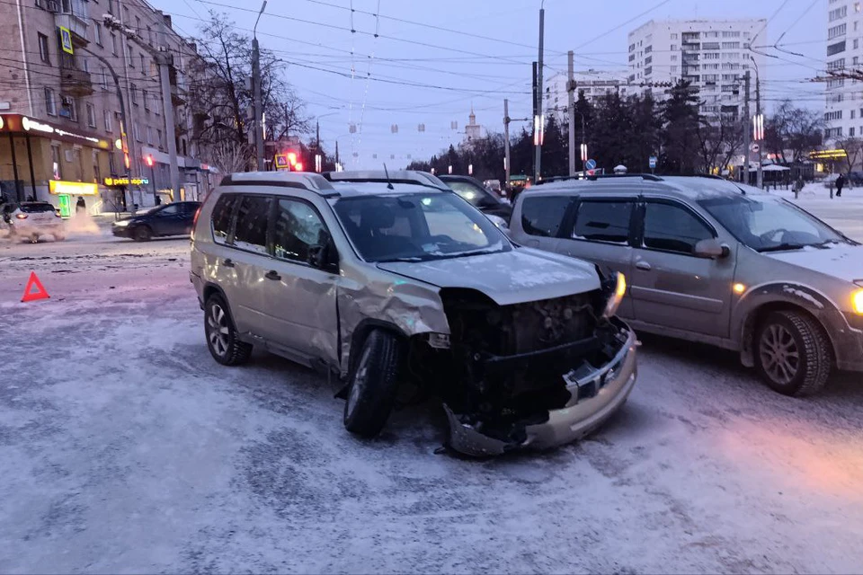 Люди в аварии не пострадали