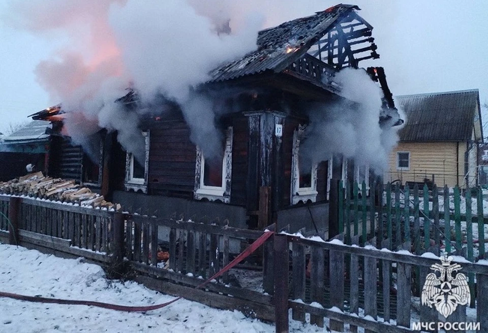 В Гаврилов-Яме сгорел дом, погибла его хозяйка.