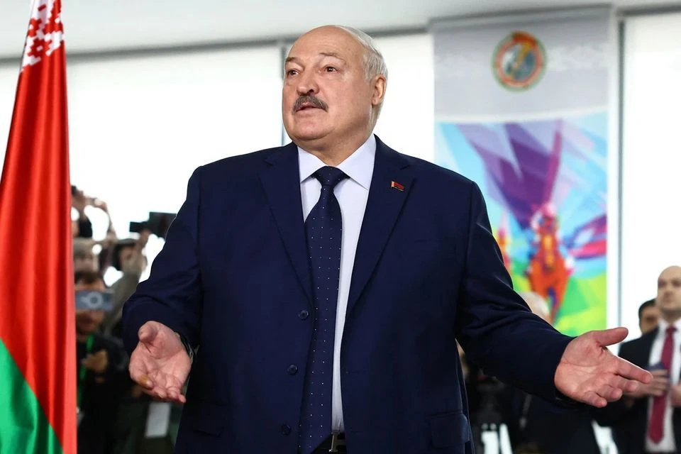 Лукашенко пришел на президентские выборы в Белоруссии месте со шпицем Умкой