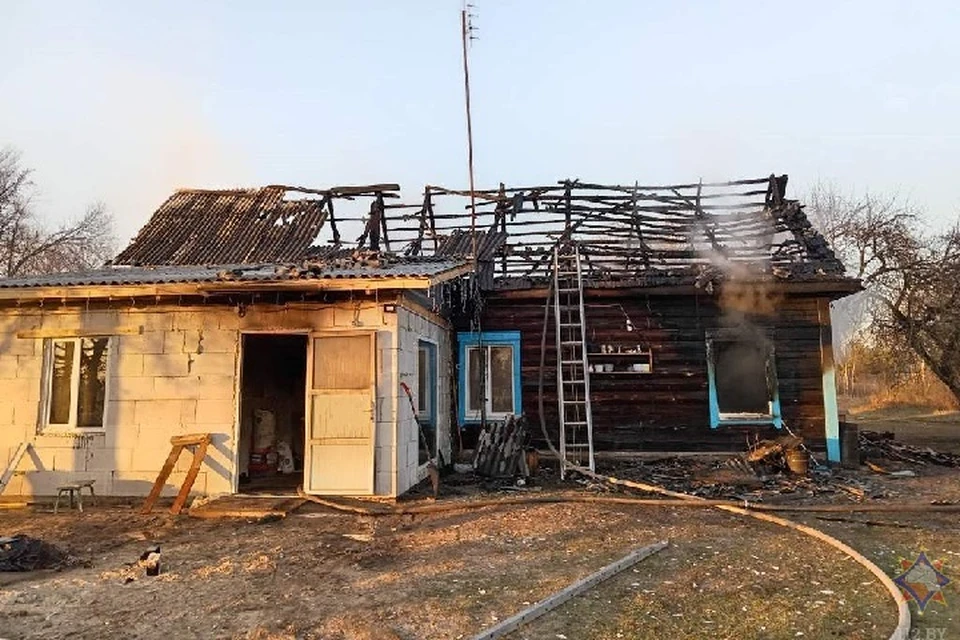 Пожар в Лунинецком районе унес жизнь годовалой девочки. Фото: МЧС.