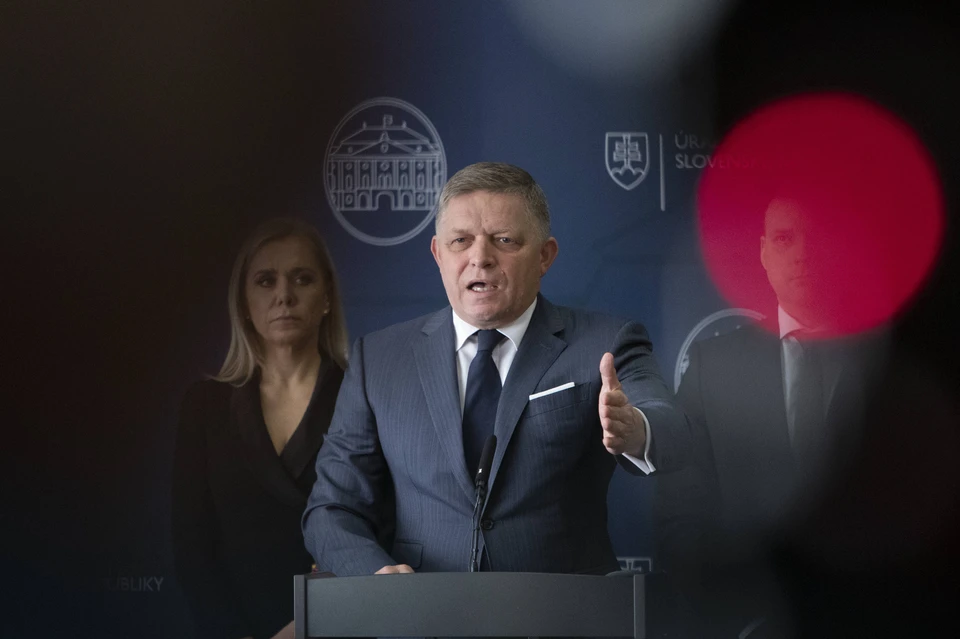 Фицо обвинил «Грузинский легион»* в организации протестов в Словакии