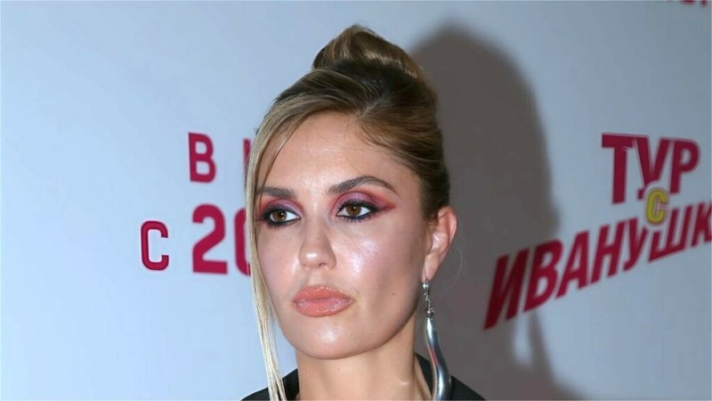 "Ты же моя?": Агата Муцениеце боится потерять дочь от Павла Прилучного