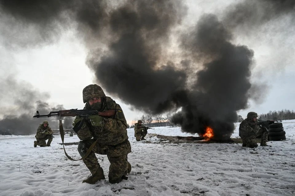 Украинская армия разваливается из-за продвижения России: разоружена, как и Европа