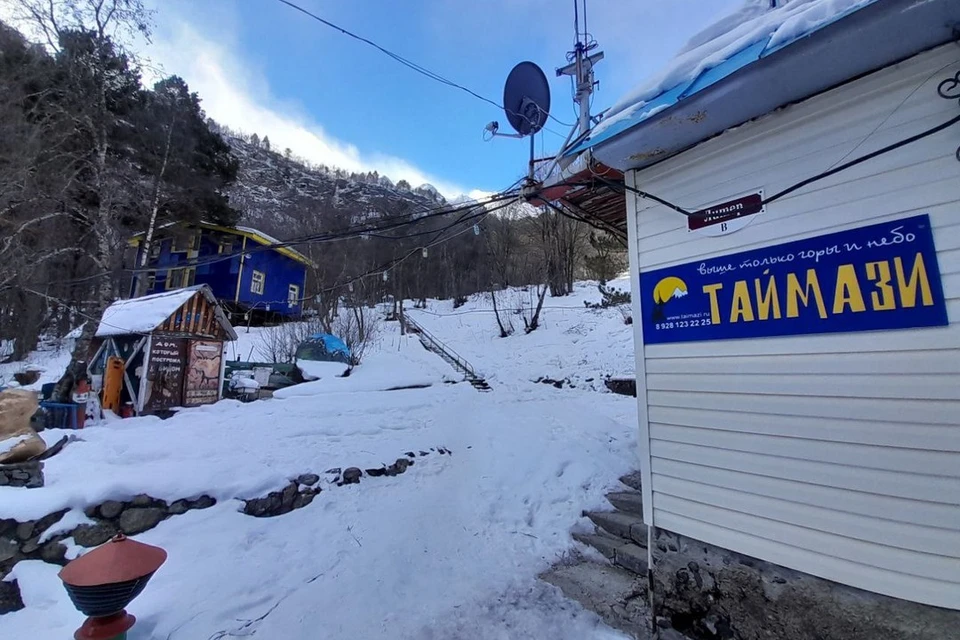 Двое петербуржцев после схода лавины пропали в горах Северной Осетии. Фото: t.me/taimazi_ice_climbing