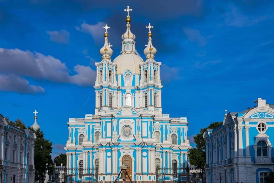 Известный храм в Северной столице распахнет свои двери для туристов. Фото: Смольный