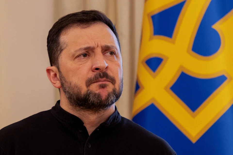 Зеленский хочет продлить конфликт на Украине еще на два года