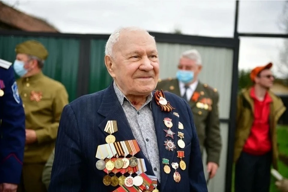 Михаил Пеймер отмечает 102-летие. ФОТО: из архива Михаила Пеймера