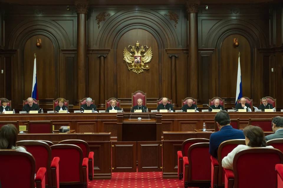 КС РФ: в России гарантировано право не быть осужденным к смертной казни