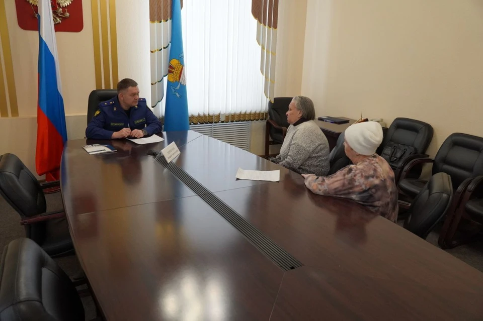 Прокурор Ульяновской области выслушал обращения жителей на приеме. ФОТО: тг-канал Прокуратуры УО