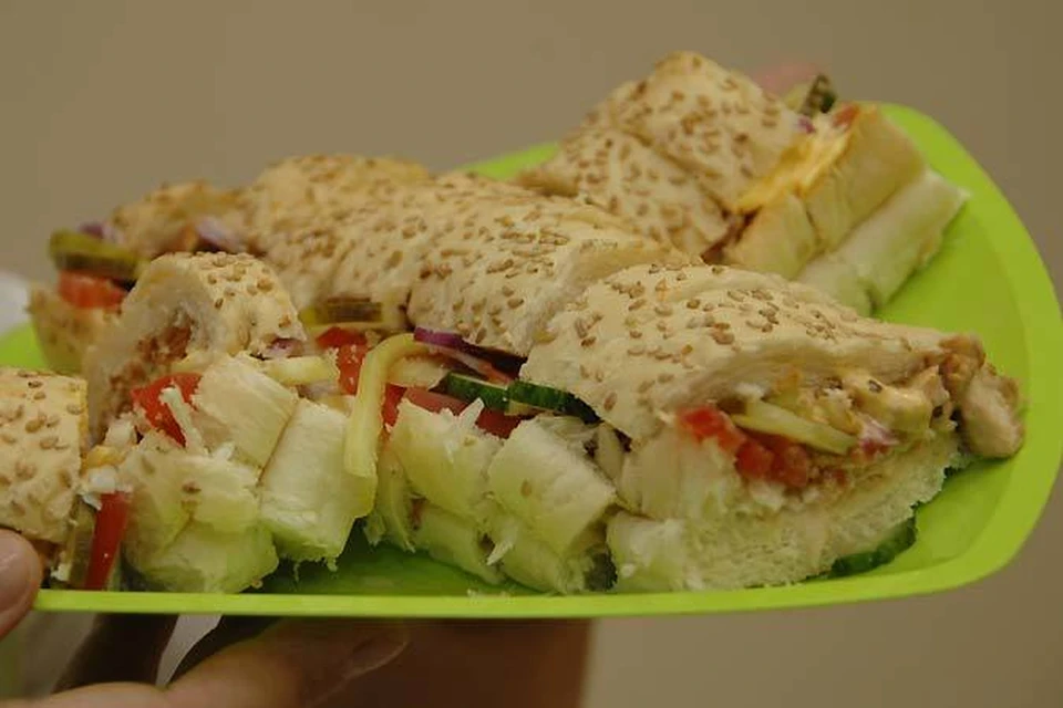 Откуда в блюдах было мясо, неизвестно.