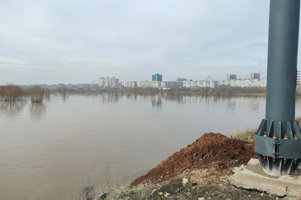 В Оренбуржье особое внимание уделяют нормативному состоянию гидротехнических сооружений, информированию граждан, подготовке свободной емкости Ириклинского водохранилища, дорогам и мостам