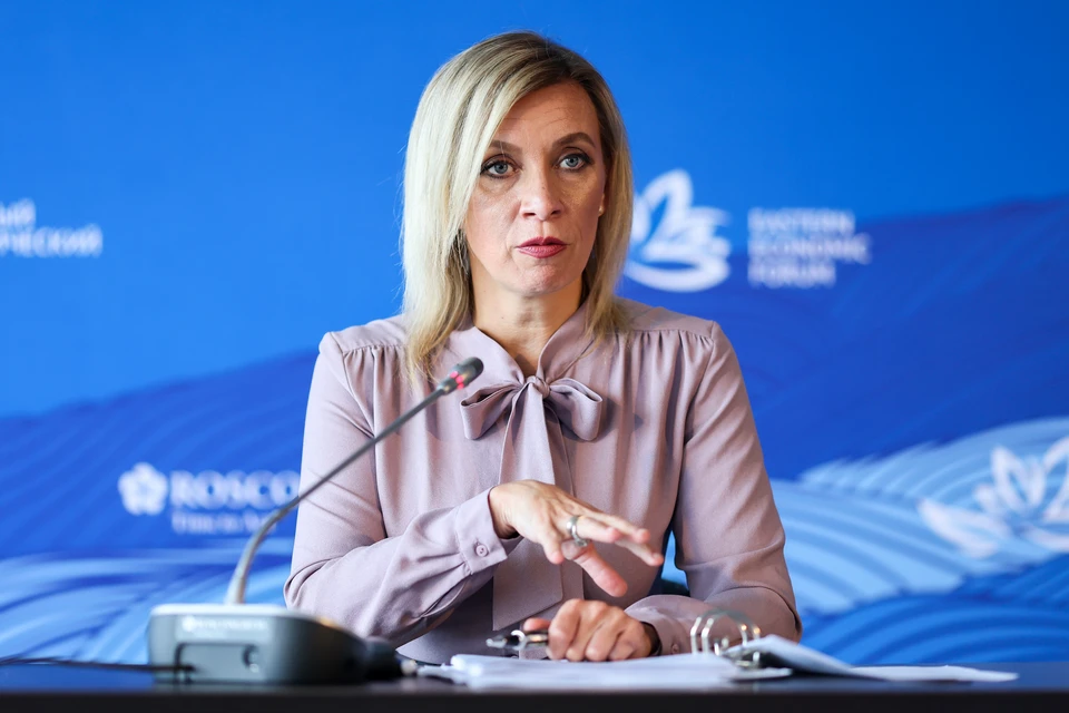 Захарова: Россия потрясена терактом в Пакистане и решительно осуждает его